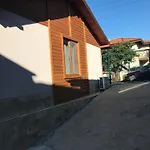 михайлови