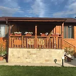 михайлови Maison d'hôtes Sapareva Banya