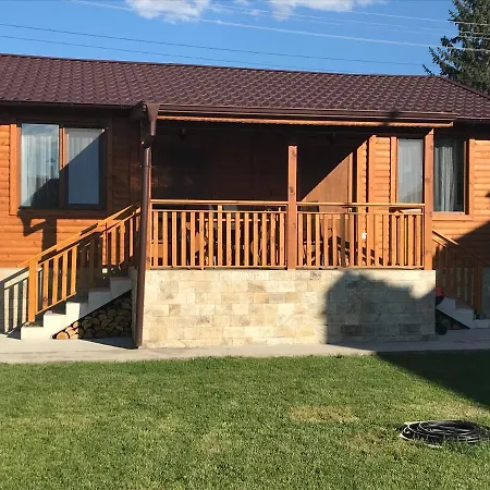 михайлови بيت ضيافة ساباريفا بانيا