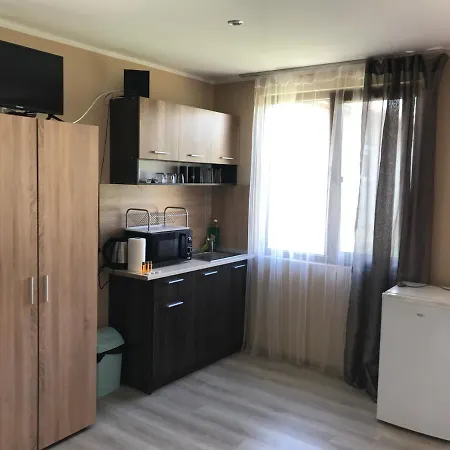 بيت ضيافة михайлови 3*