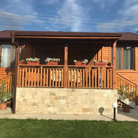 михайлови بيت ضيافة ساباريفا بانيا