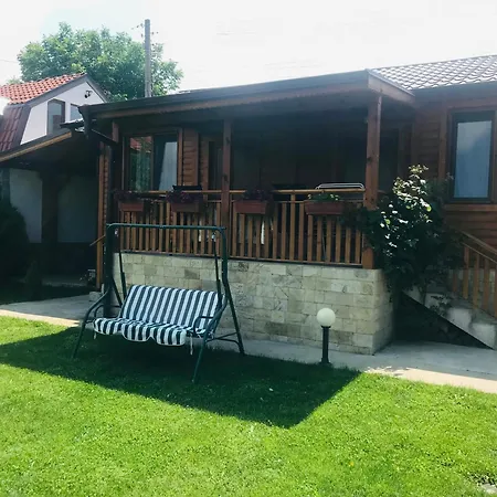 بيت ضيافة михайлови