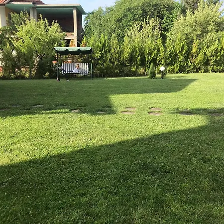 михайлови 3* ساباريفا بانيا